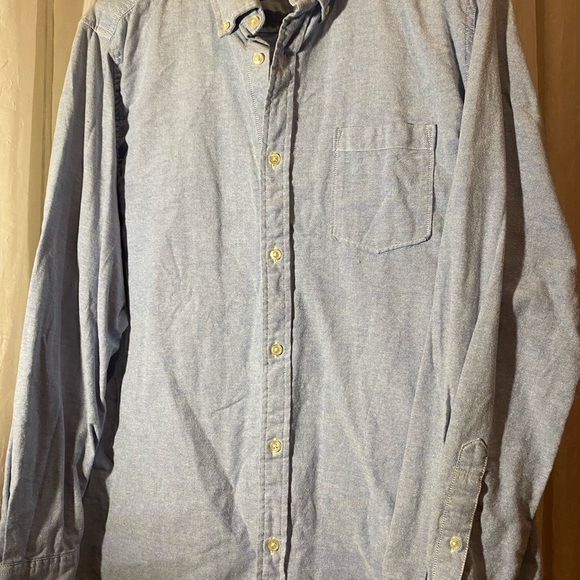 Two long sleeve Sonoma button shirts. I’m good condition, only worn once. - Picture 5 of 9